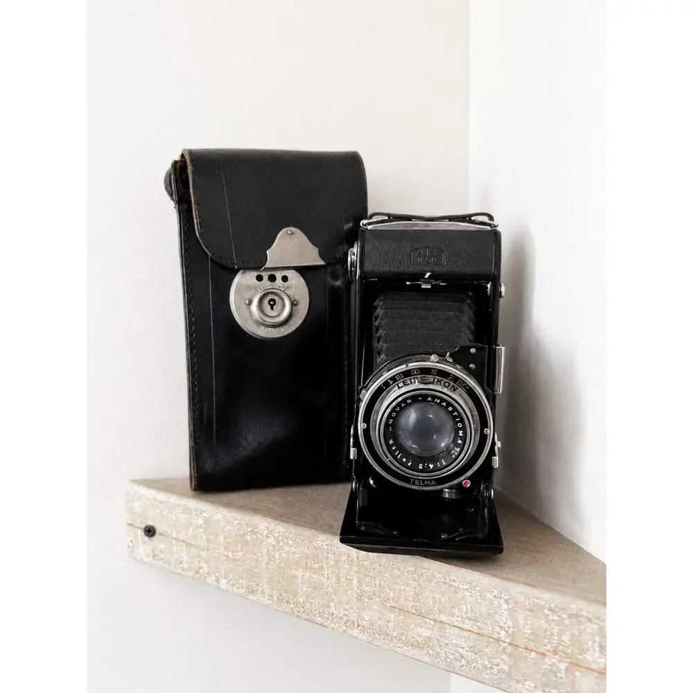 Vintage Zeiss Ikon Folding Camera with Original Leather Case